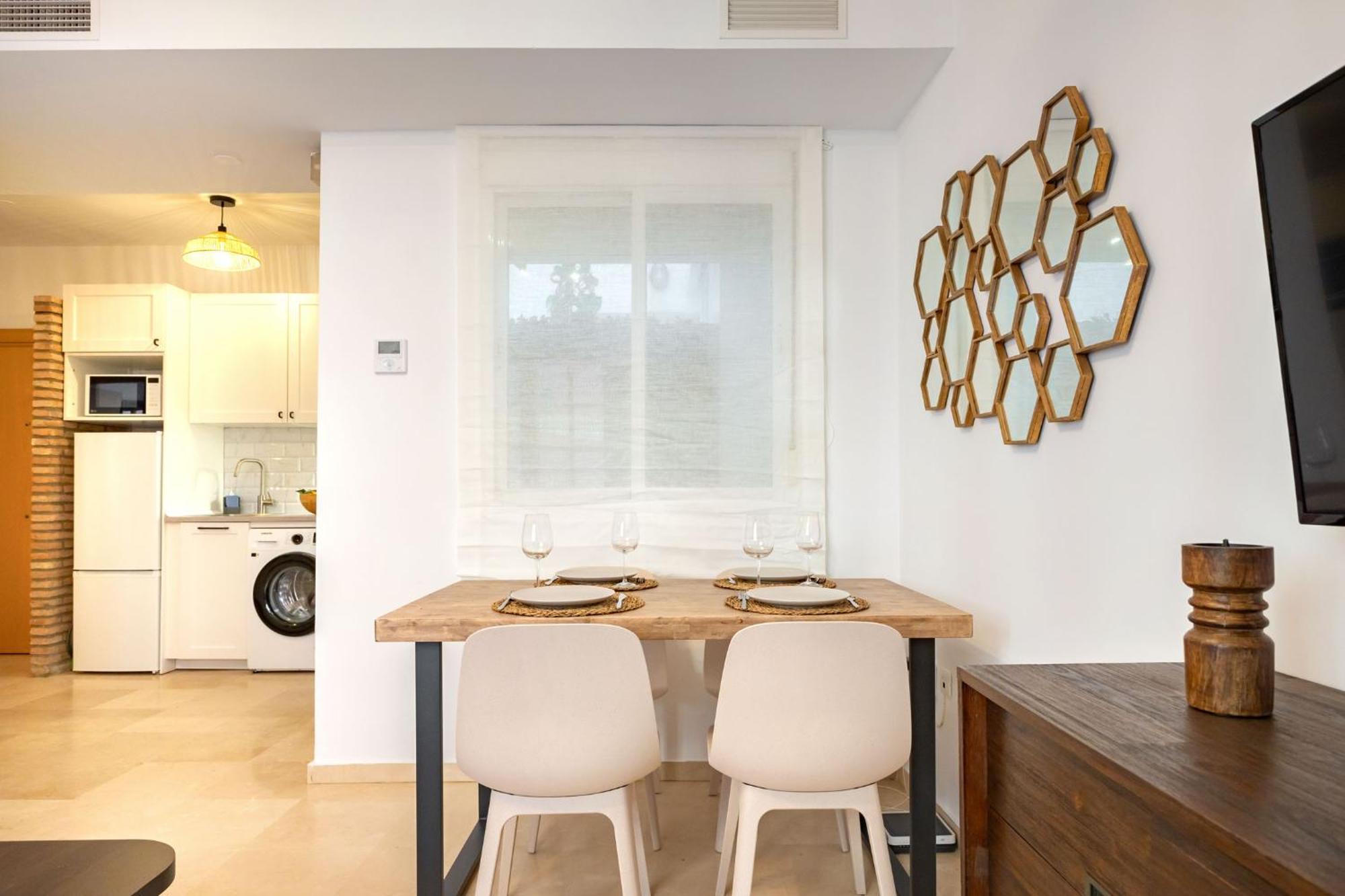 Charming 2 Bedroom Apartment At San Marcos Plaza By Ocityzen Seville Luaran gambar
