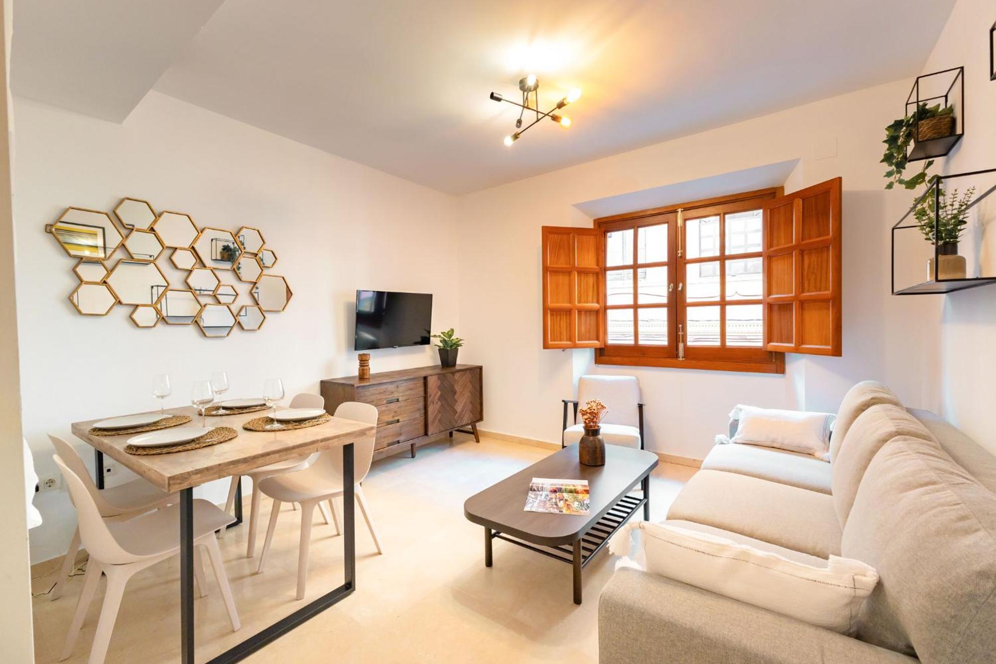 Charming 2 Bedroom Apartment At San Marcos Plaza By Ocityzen Seville Luaran gambar