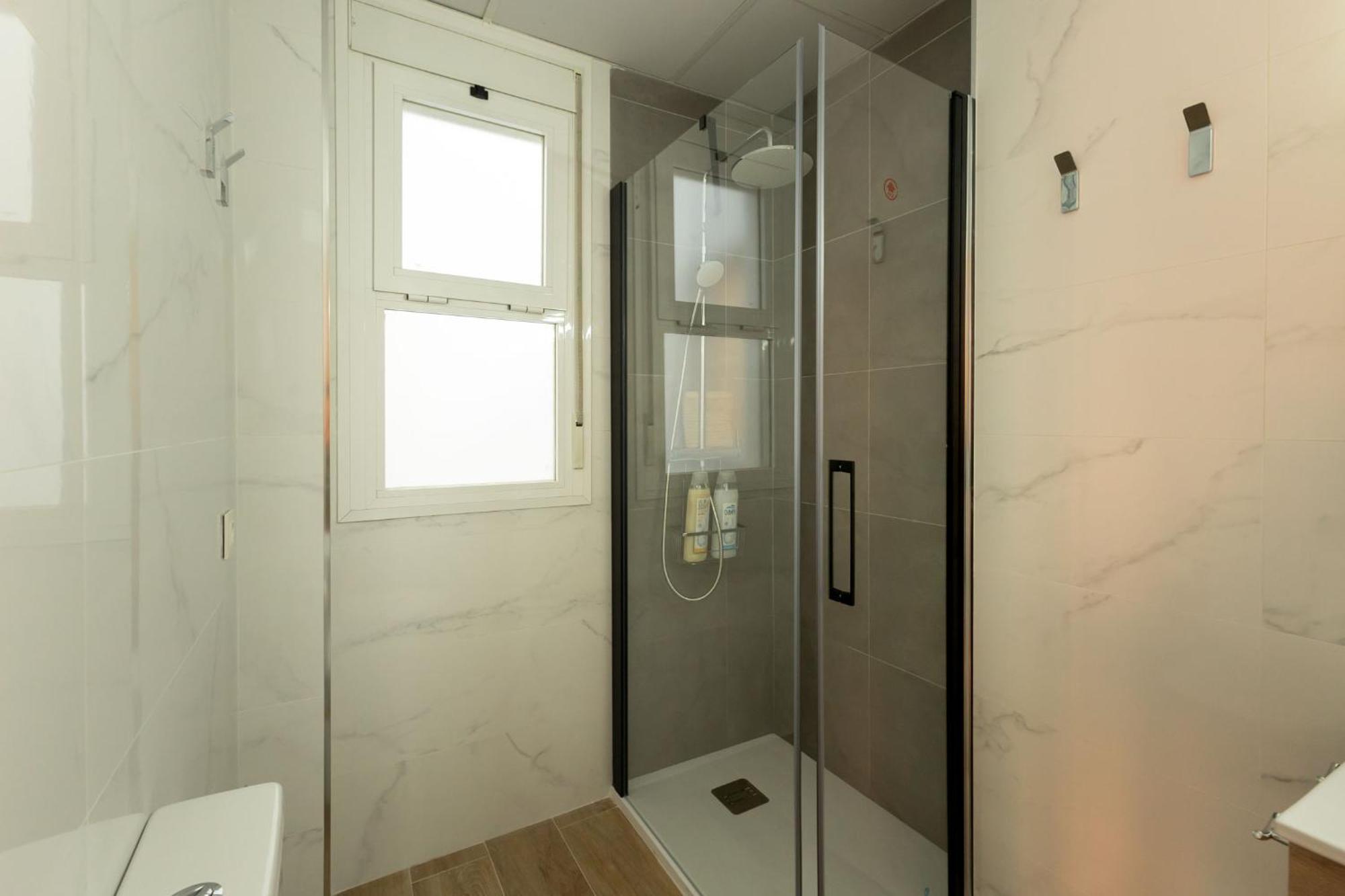 Charming 2 Bedroom Apartment At San Marcos Plaza By Ocityzen Seville Luaran gambar