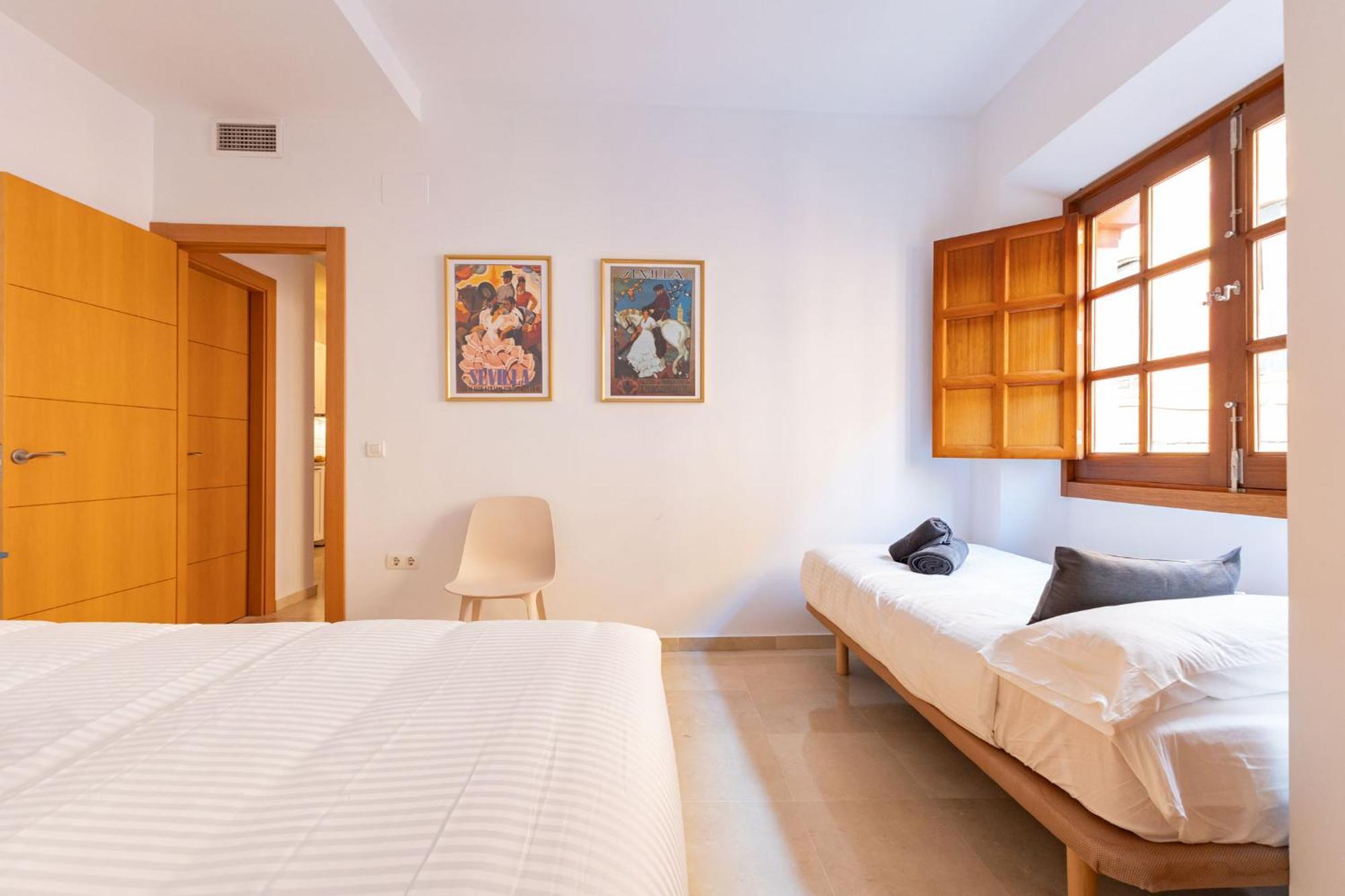 Charming 2 Bedroom Apartment At San Marcos Plaza By Ocityzen Seville Luaran gambar
