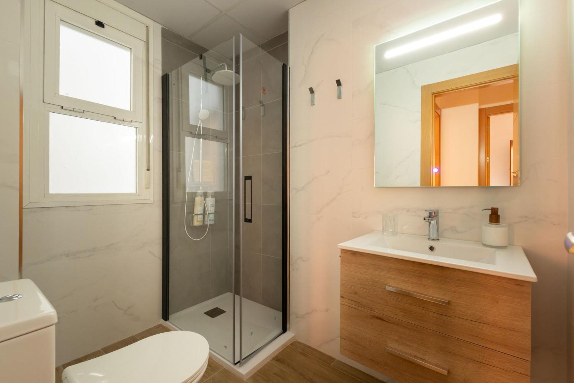 Charming 2 Bedroom Apartment At San Marcos Plaza By Ocityzen Seville Luaran gambar